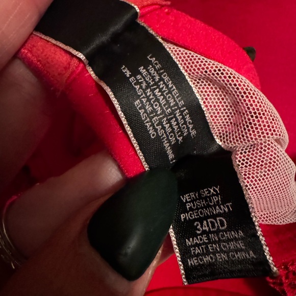 Very Sexy Push Up Bra 34DD - Picture 5 of 5